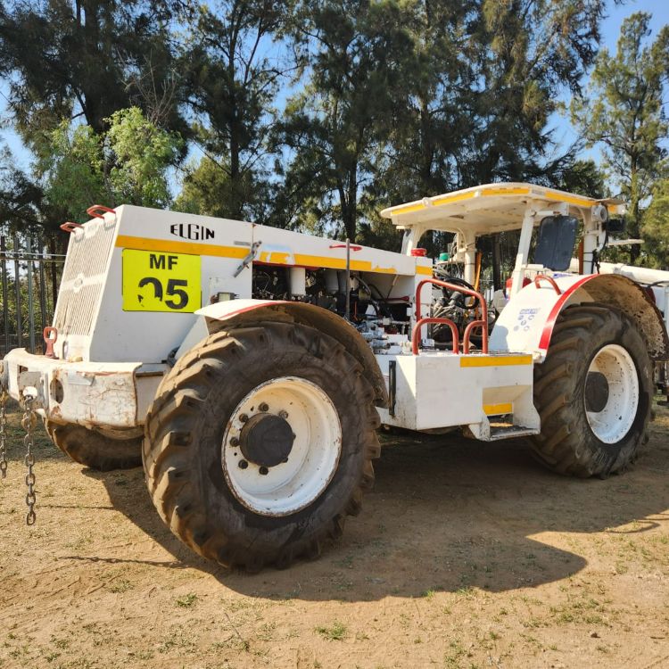 2019 ELGIN 112 TR UNDERGROUND TOW TRACTOR WITH PITBULL 300 HYDRAULIC
